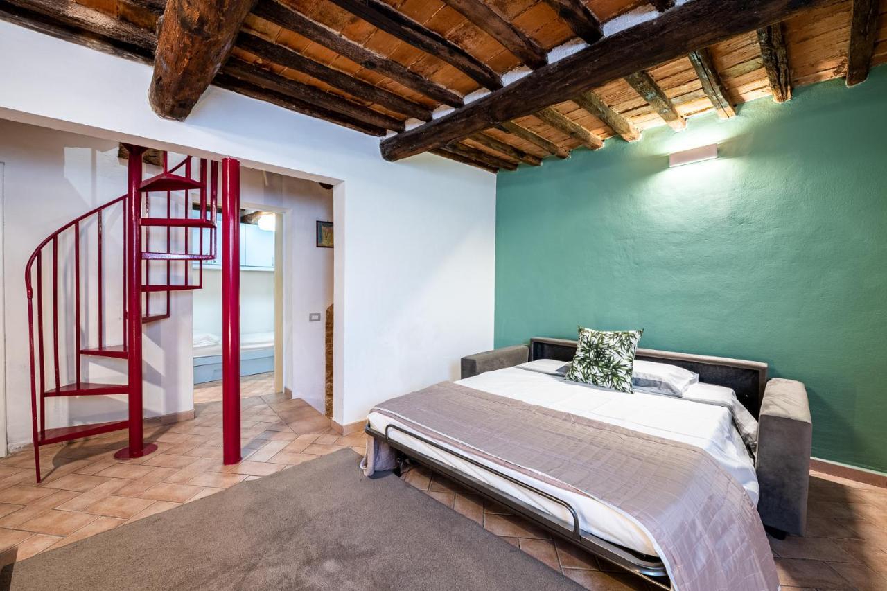 Suite 35 Nel Centro Storico Di Siena In The Historic Center Of Сиена Экстерьер фото